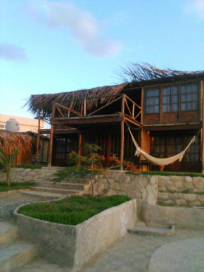  Espaciosa casa frente al Mar Punta Sal  Organos
